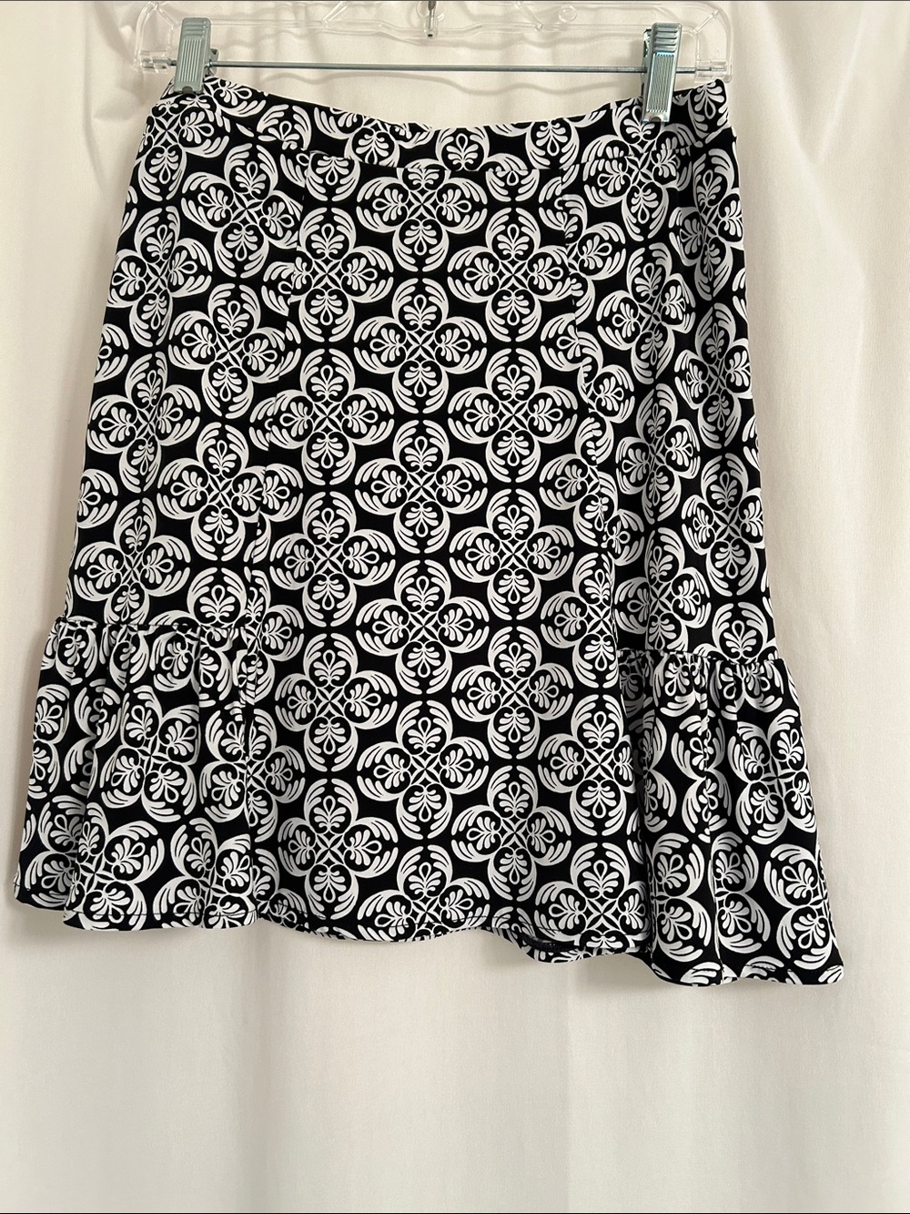 White House Black Market Black and White A-Line Ruffle-Hem Skirt